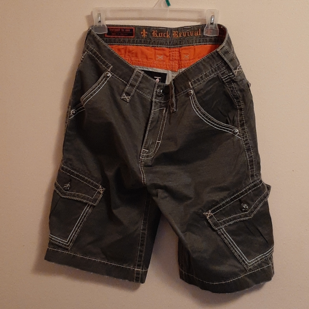 NWOT Rock revival men's shorts. Size 32